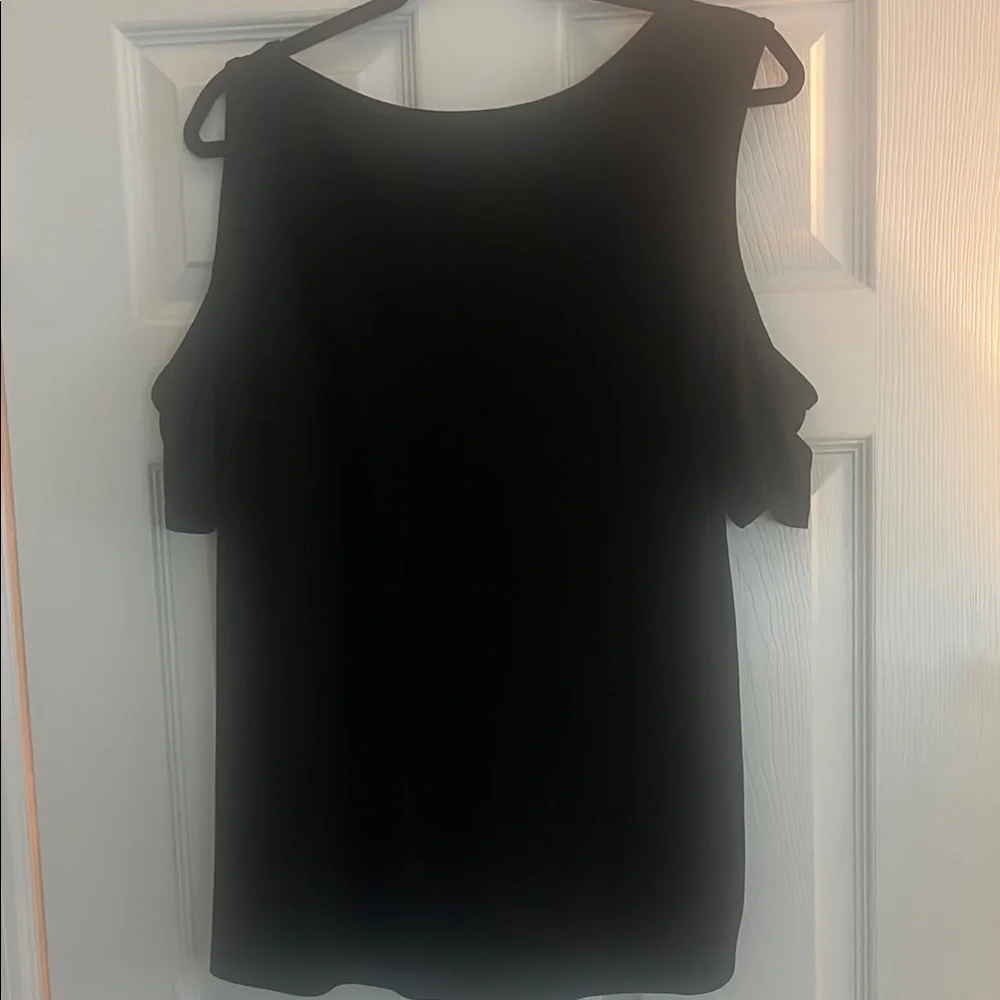 Black Cold Shoulder Top - Picture 3 of 3